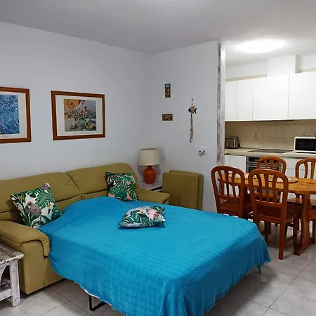 Atlantic Shoreline Apartment
